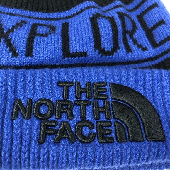 TNF The North Face Reversible Logo Scarf NWT Bold 2 Tone Design & PomPom Beanie - Picture 4 of 13